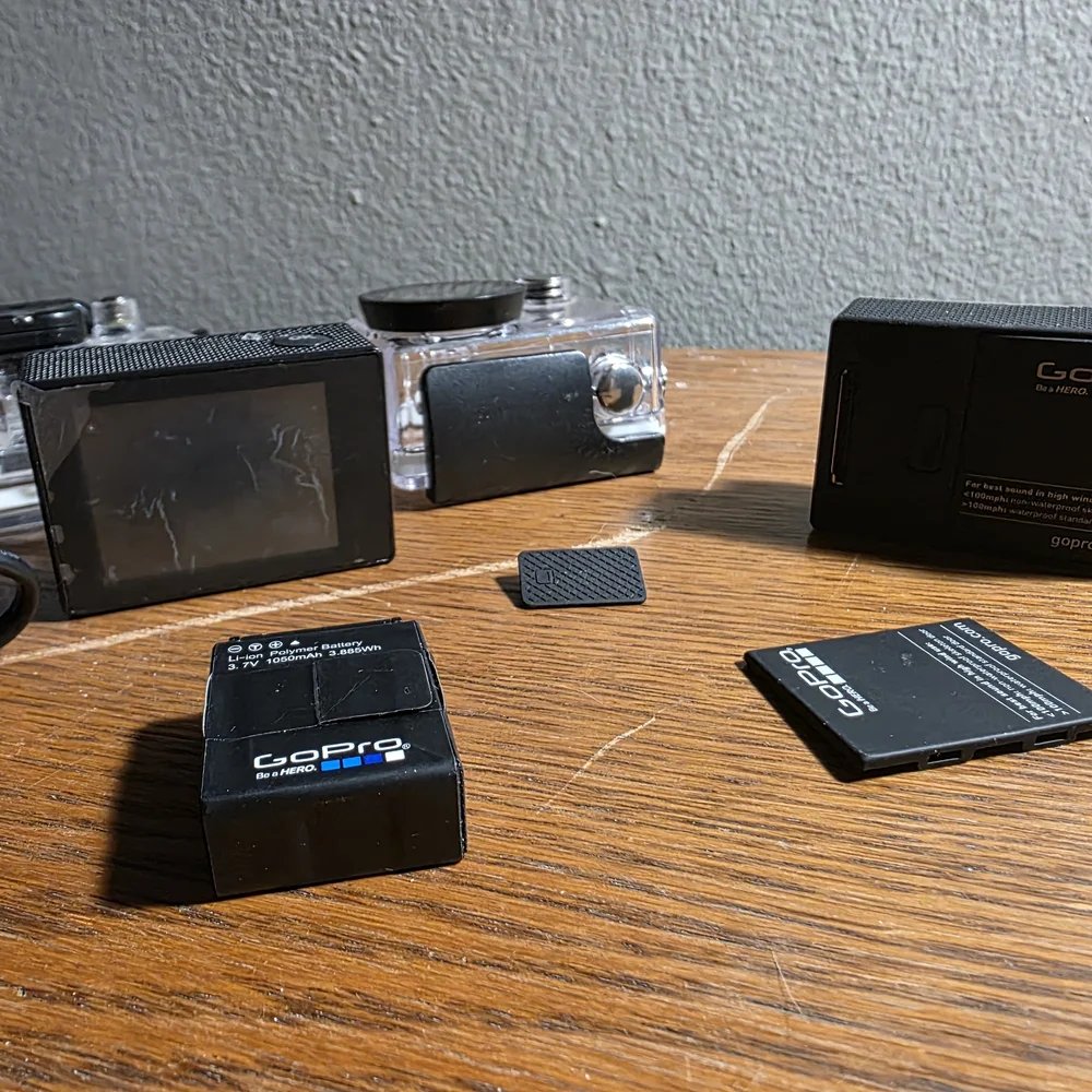 GoPro Black Action Camera Set - Picture 4 of 8
